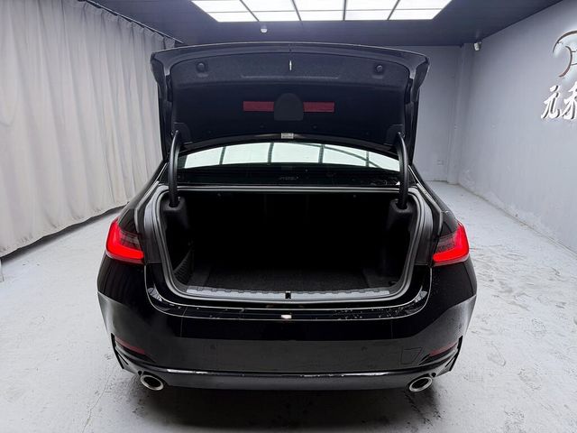 BMW寶馬 320I  第20張相片