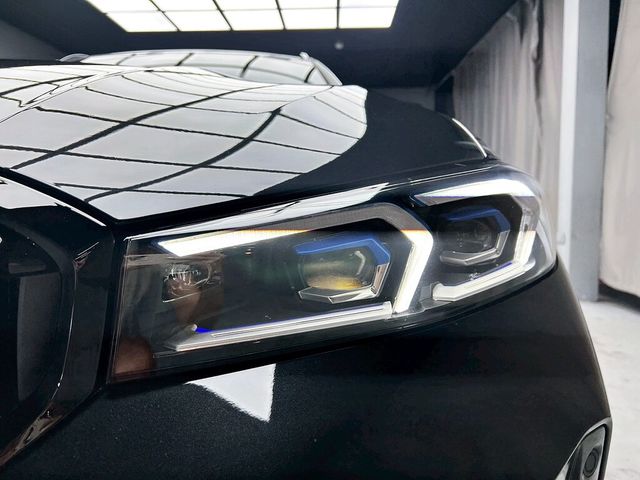 BMW寶馬 320I TOURING  第7張相片