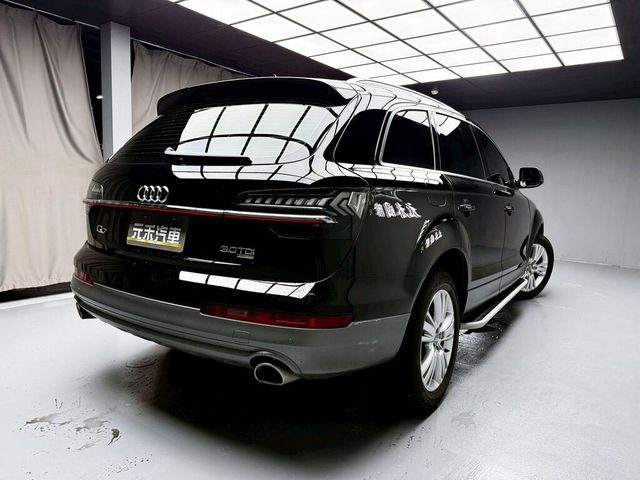 AUDI奧迪 Q7  第6張相片