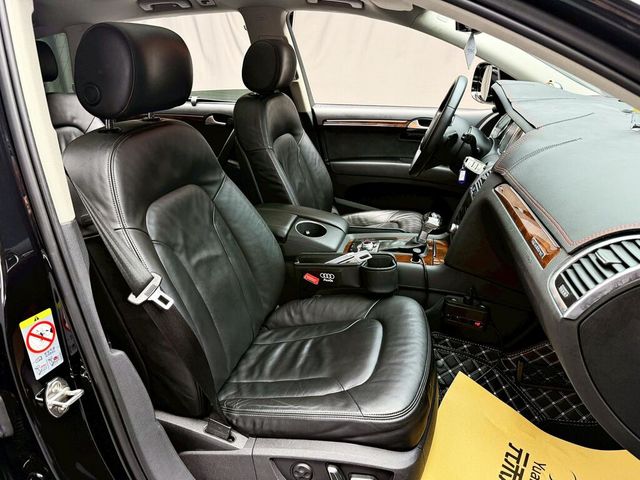 AUDI奧迪 Q7  第12張相片