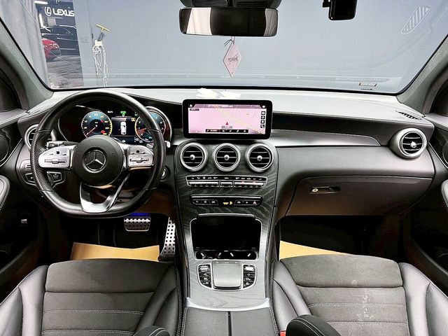 M-BENZ賓士 GLC300  第9張相片