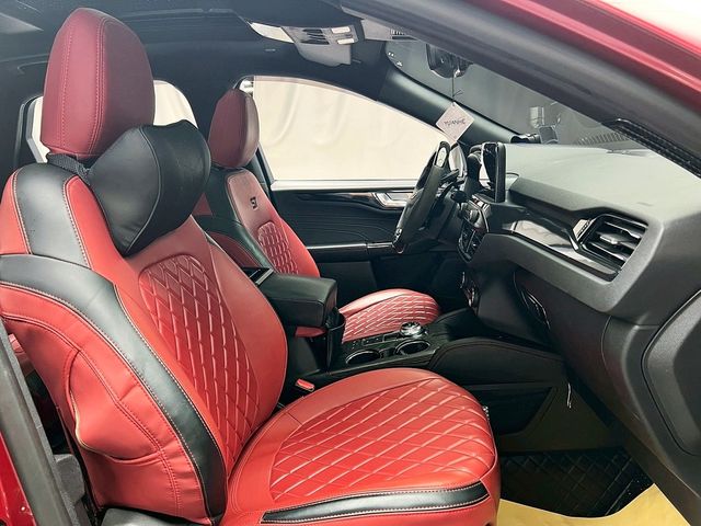 FORD福特 KUGA  第12張相片