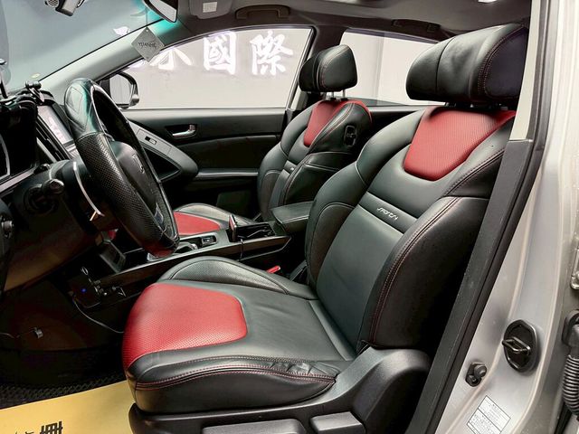 LUXGEN納智捷 U6 TURBO  第11張相片