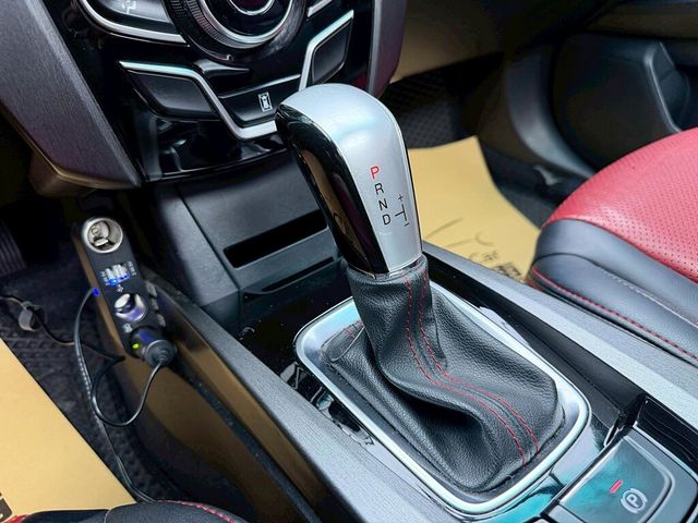 LUXGEN納智捷 U6 TURBO  第18張相片
