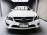 M-BENZ賓士 E200  第2張縮圖