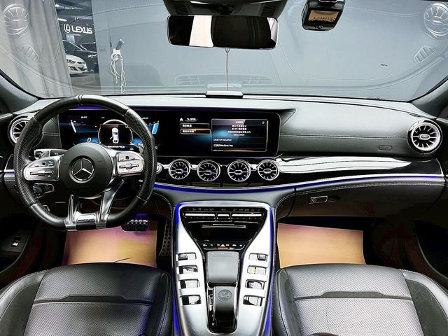 M-BENZ賓士 AMG GT43  第9張相片