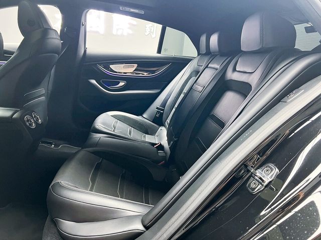 M-BENZ賓士 AMG GT43  第13張相片