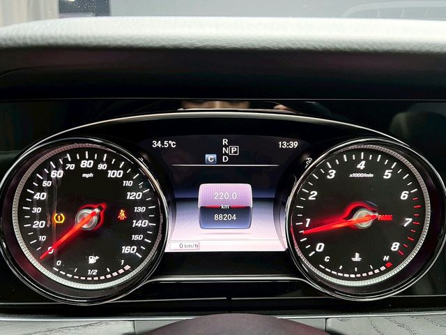 M-BENZ賓士 E300  第10張相片