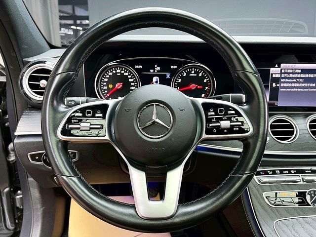 M-BENZ賓士 E300  第15張相片
