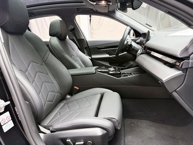 BMW寶馬 520I  第12張相片