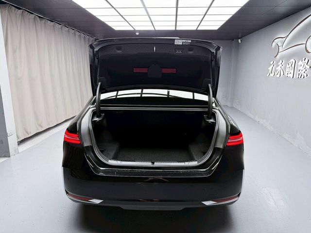 BMW寶馬 520I  第20張相片