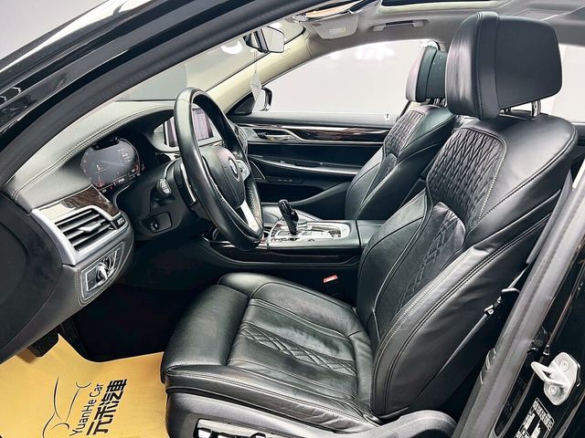 BMW寶馬 740LI  第11張相片