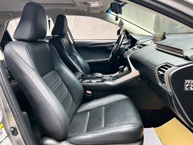 LEXUS凌志 NX300H  第12張相片