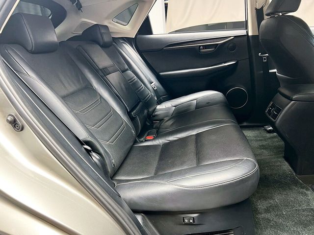 LEXUS凌志 NX300H  第14張相片