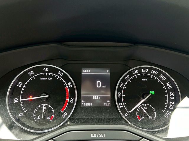 SKODA司科達 SUPERB COMBI  第10張相片