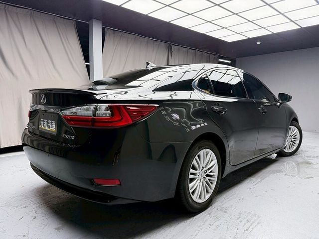 LEXUS凌志 ES200  第6張相片