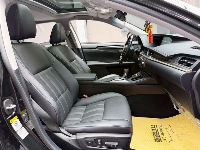 LEXUS凌志 ES200  第12張相片