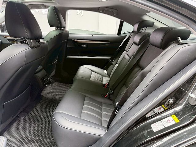LEXUS凌志 ES200  第13張相片