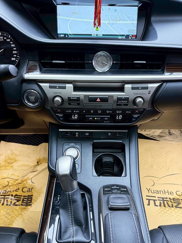 LEXUS凌志 ES200  第16張相片