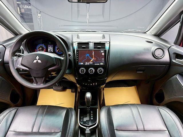 MITSUBISHI三菱 COLT PLUS  第9張相片