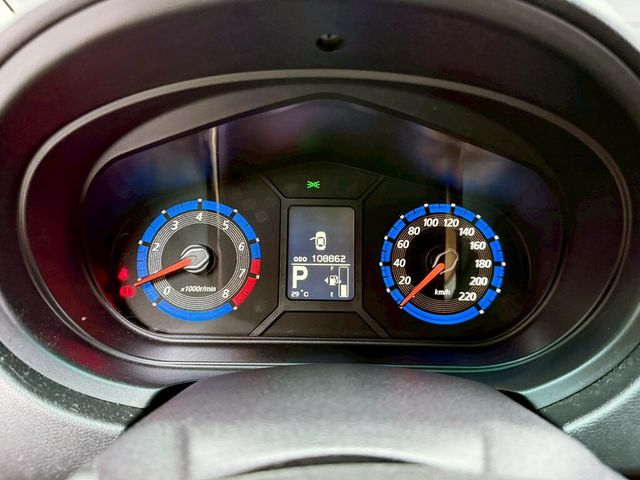 MITSUBISHI三菱 COLT PLUS  第10張相片