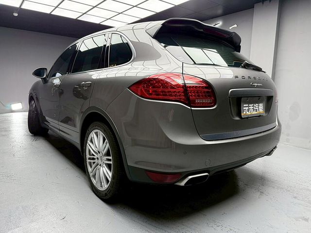 PORSCHE保時捷 CAYENNE  第4張相片