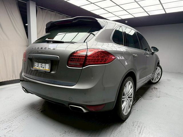 PORSCHE保時捷 CAYENNE  第6張相片