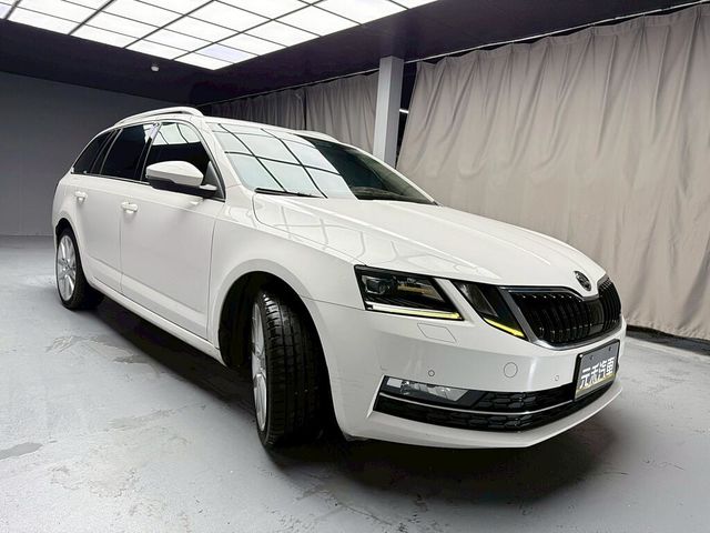 SKODA司科達 OCTAVIA COMBI  第3張相片
