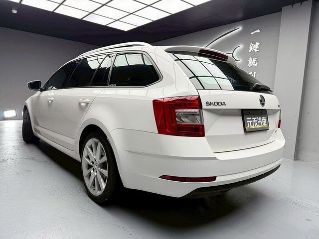 SKODA司科達 OCTAVIA COMBI  第4張相片