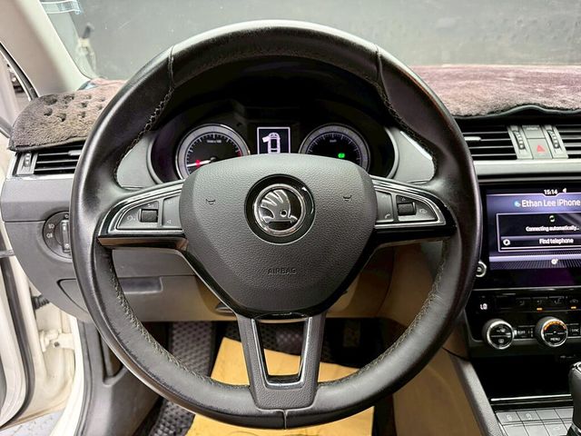 SKODA司科達 OCTAVIA COMBI  第15張相片