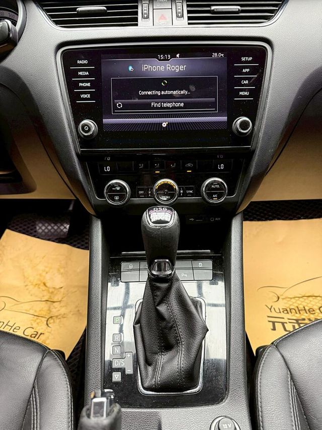 SKODA司科達 OCTAVIA COMBI  第16張相片
