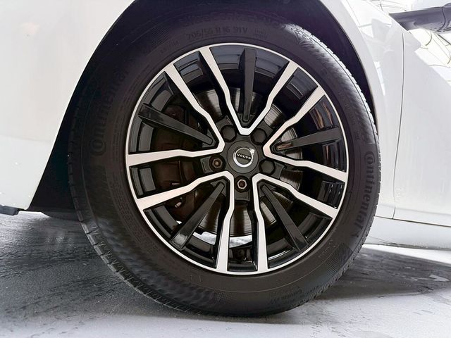 VOLVO富豪 V40  第8張相片