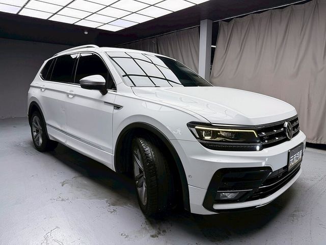 VOLKSWAGEN福斯 TIGUAN ALLSPACE  第3張相片