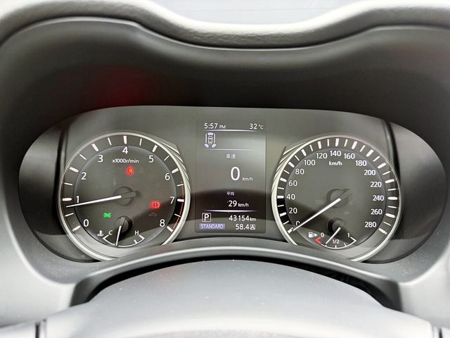 INFINITI無限 Q50  第10張相片