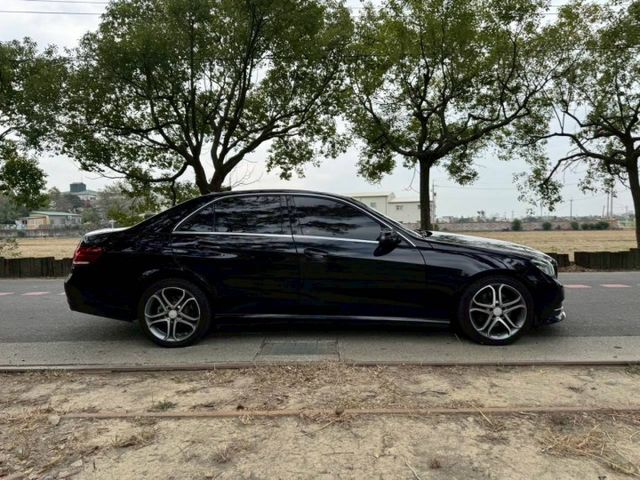 E-CLASS W212  第4張相片