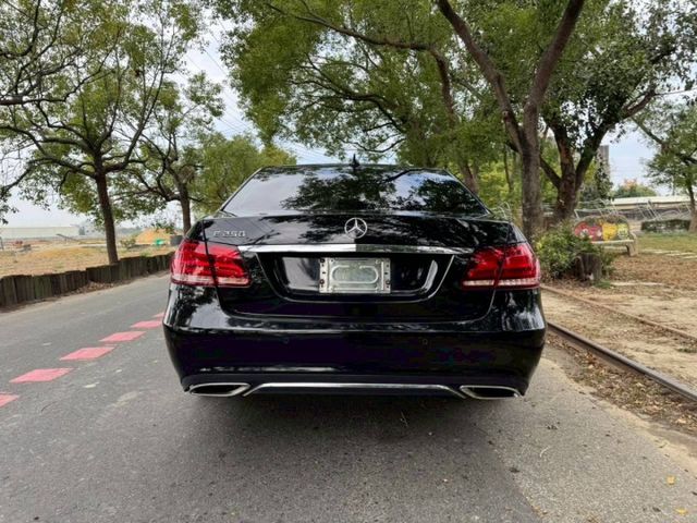 E-CLASS W212  第6張相片