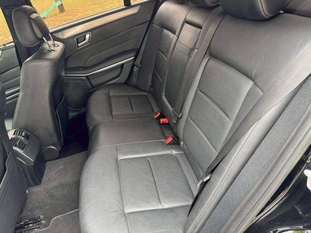 E-CLASS W212  第9張相片