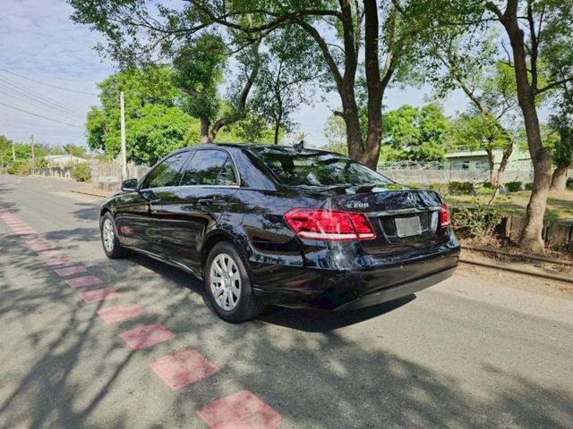 E-CLASS ESTATE S212  第7張相片