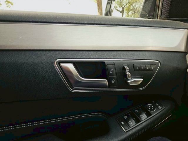 E-CLASS ESTATE S212  第14張相片