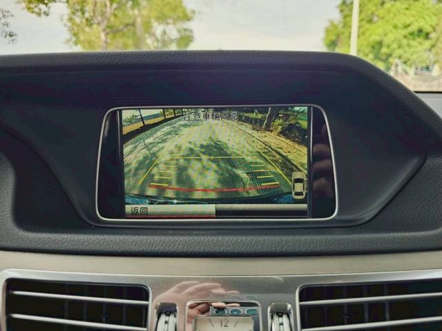 E-CLASS ESTATE S212  第15張相片