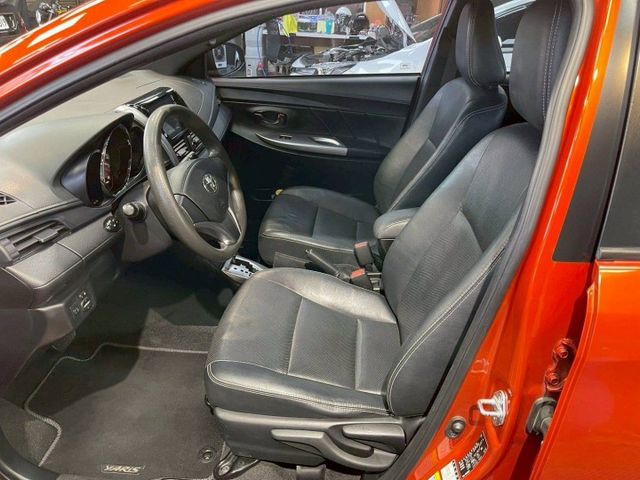 原鈑件 一手車 特殊橙黃色 五門代步首選  第10張相片