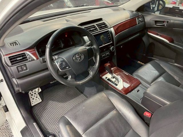 牛頭牌中大型房車 贈送大保養+五大系統保固一年  第8張相片