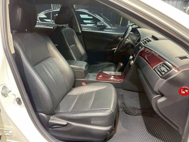 牛頭牌中大型房車 贈送大保養+五大系統保固一年  第9張相片