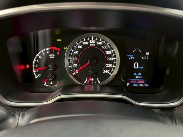 原鈑件 認證車 原廠保固中 高階豪華+ 現省20多萬  第7張相片