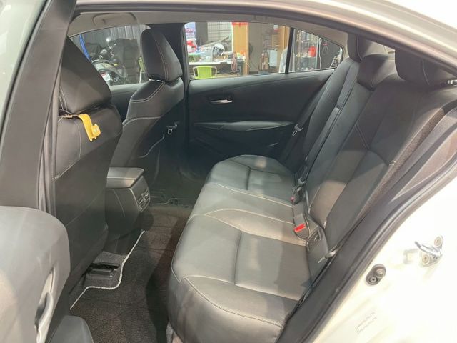 原鈑件 認證車 原廠保固中 高階豪華+ 現省20多萬  第11張相片