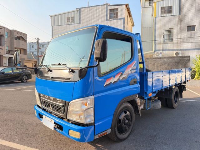 11.5呎 四期最好用 僅跑25萬 引擎 冷氣 耗材 底盤都整理完畢 還有尾門  第2張相片