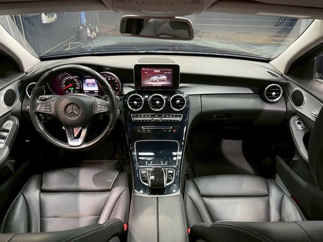 W205 原鈑件 認證車 一手車 耗材更新花費7萬(附工單)無待修  第6張相片