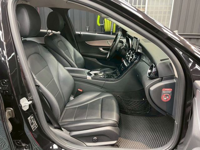 W205 原鈑件 認證車 一手車 耗材更新花費7萬(附工單)無待修  第10張相片