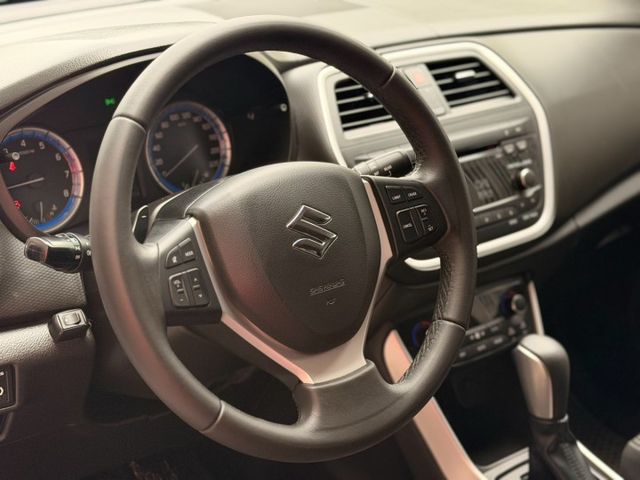 歐洲原裝進口小休旅 撞擊測試5星 安全/省油/大空間 重點僅跑6.9萬  第8張相片