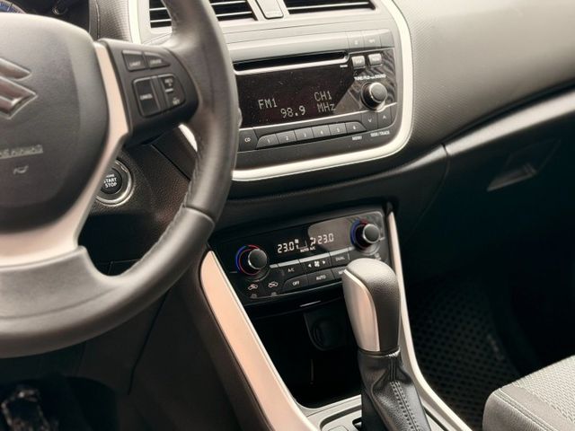 歐洲原裝進口小休旅 撞擊測試5星 安全/省油/大空間 重點僅跑6.9萬  第9張相片